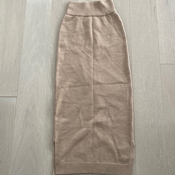 Wilfred Free Gentiane Skirt - Picture 1 of 2